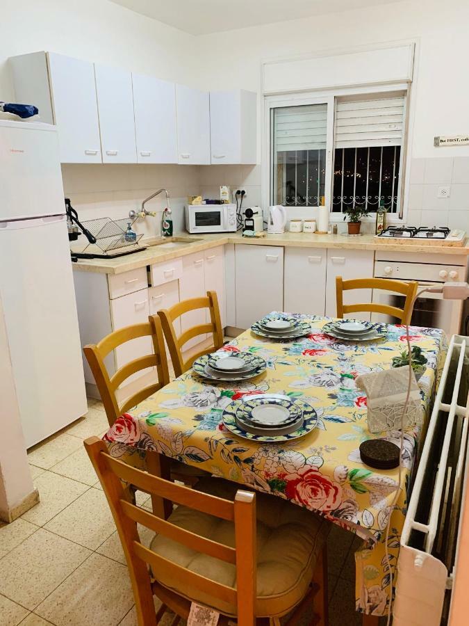 Home Away From Home Jerusalem Exterior photo