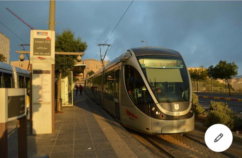 Home Away From Home Jerusalem Exterior photo
